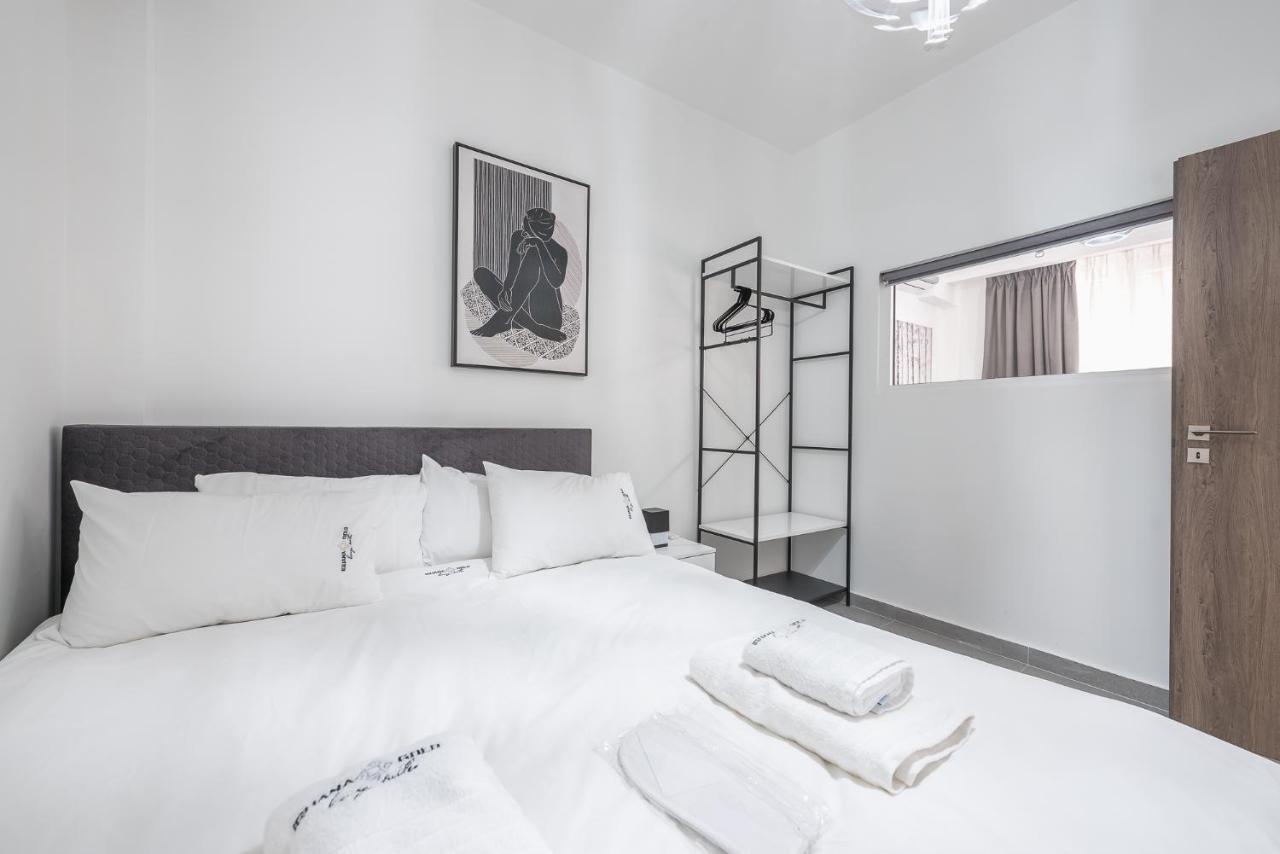 Iguana Gold Luxury Suites 2 Athen Eksteriør bilde